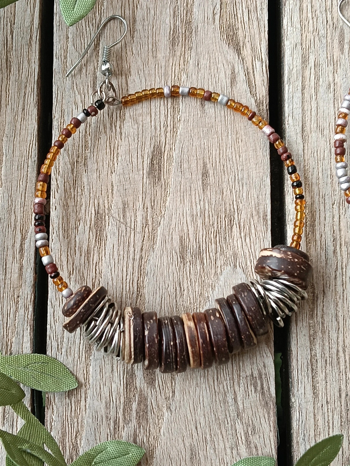 Bohemian Hoop earrings natural coconut wood disc – Bohemian 2