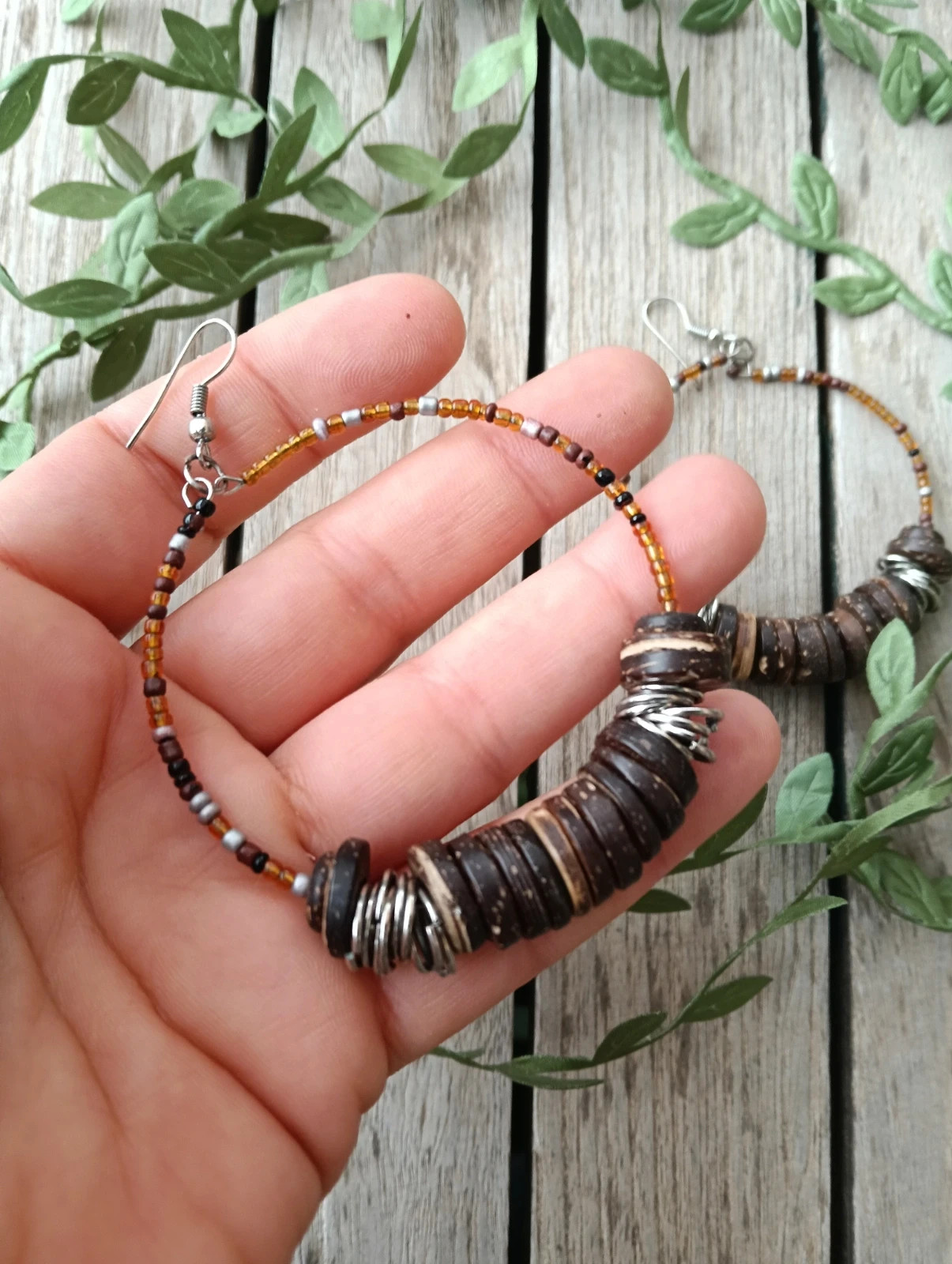 Bohemian Hoop earrings natural coconut wood disc – Bohemian 3