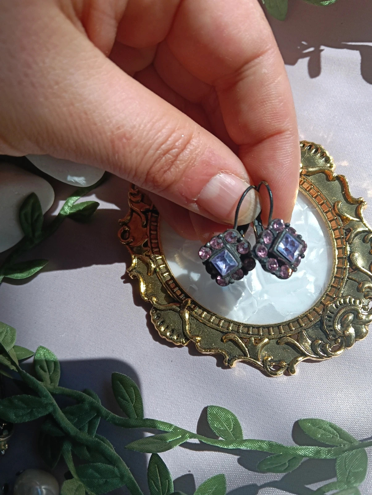 Vintage Bohemian Style purple rhinestone square earrings – Boutique Bohéme 4