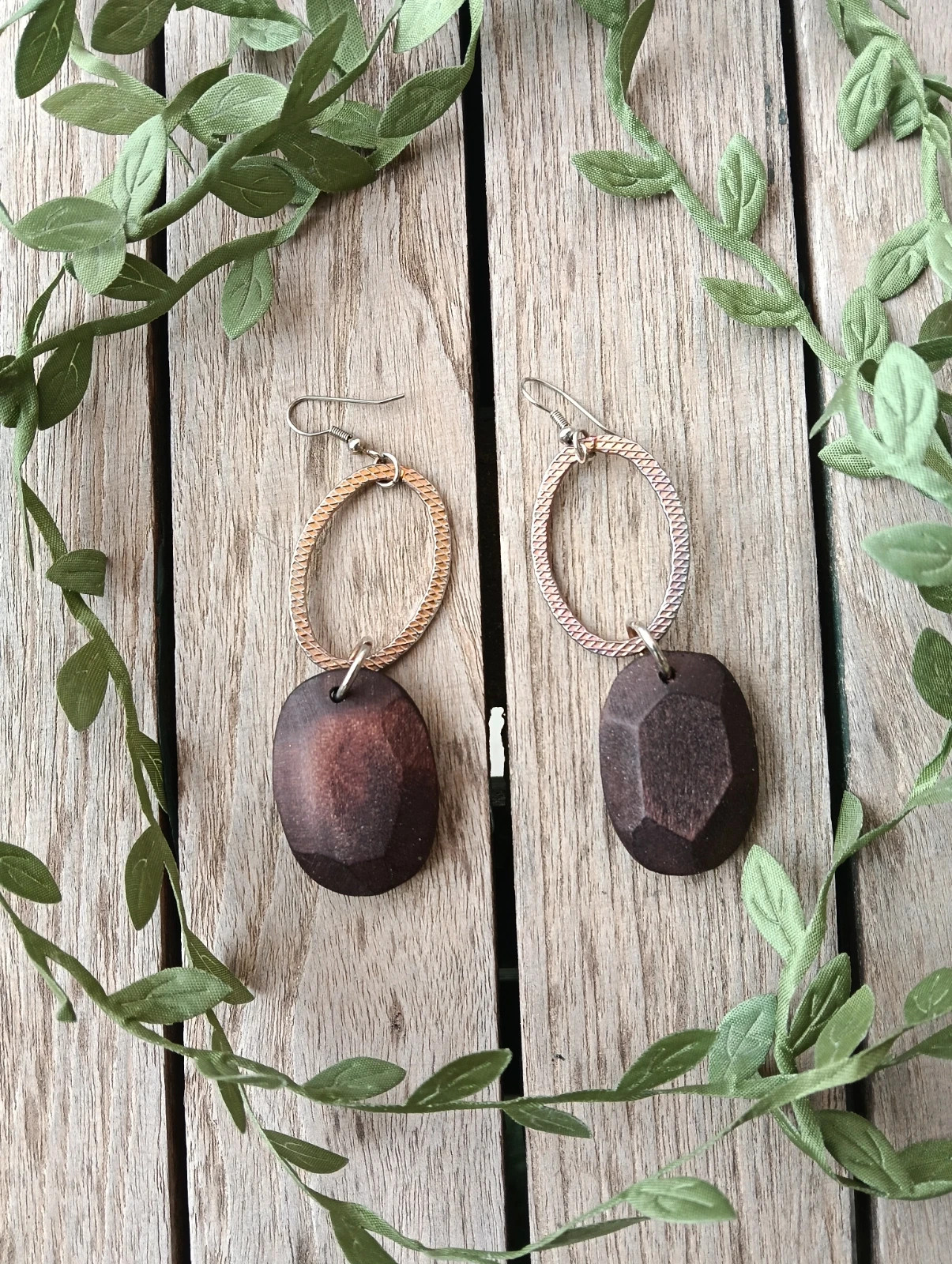 Bohemian hand carvet dark wood hammered gold oval drop earrings – Boutique Bohéme 5