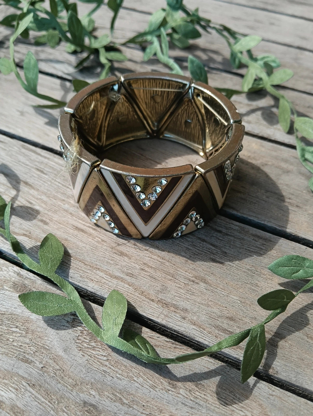 Vintage geometric strech cuff bracelet Gold tone cream Brown with rhinestone accents