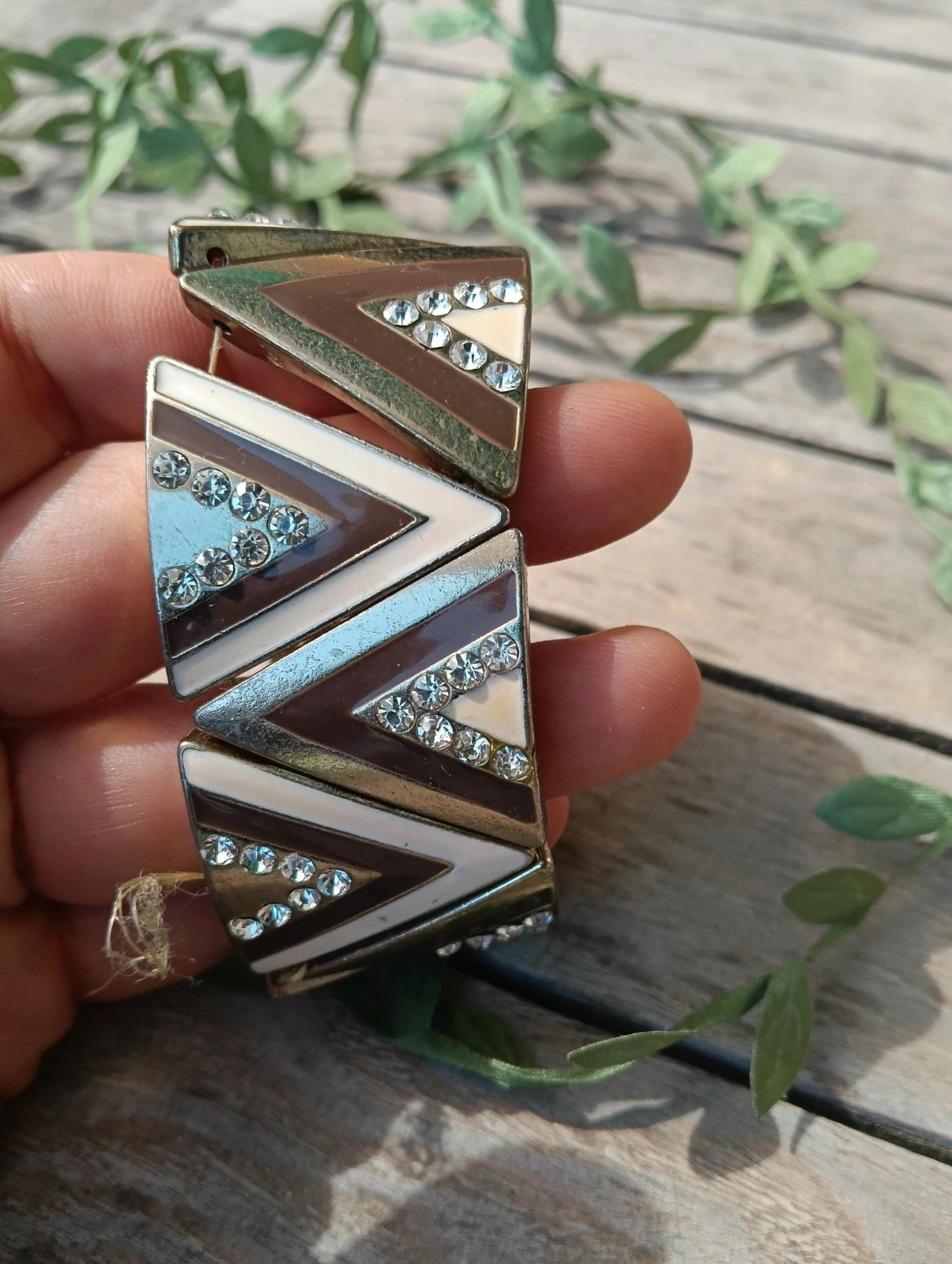 Vintage geometric strech cuff bracelet Gold tone cream Brown with rhinestone accents – Vintage Chic 4