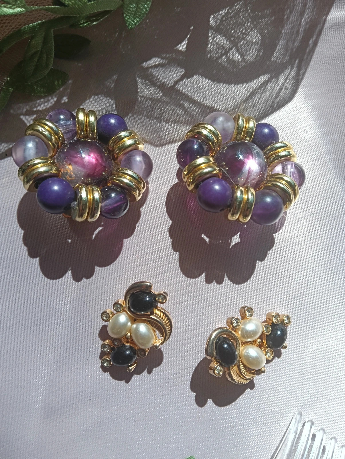 Bundle two vintage earrings purple and gold tone – Couture 5