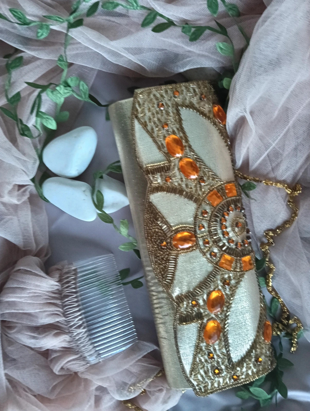 Gold beader clutch & amber gems and chain strap – Vintage Chic 4