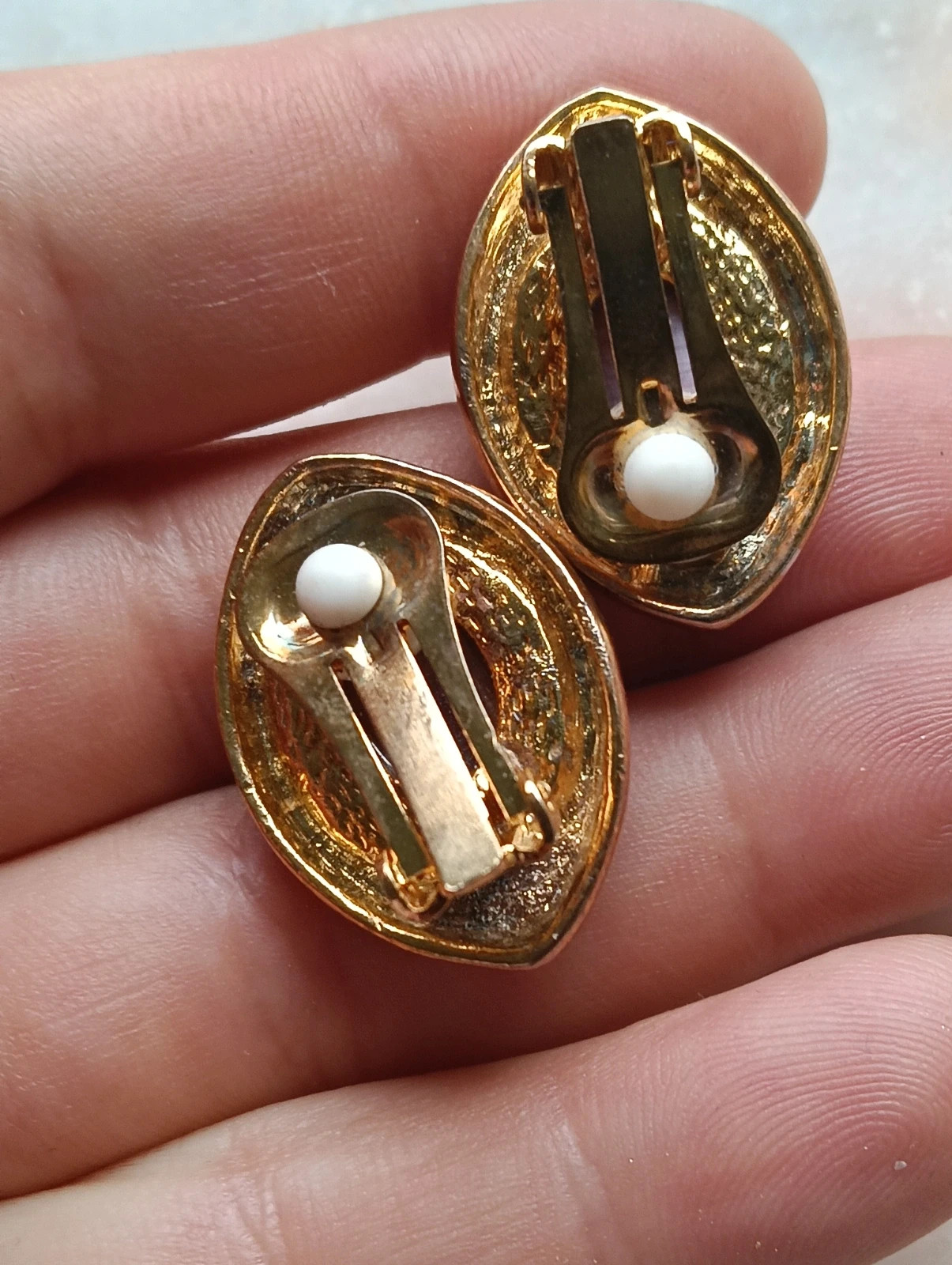Vintage iridiscent earrings 80s gold plated clip – Vintage Love 4