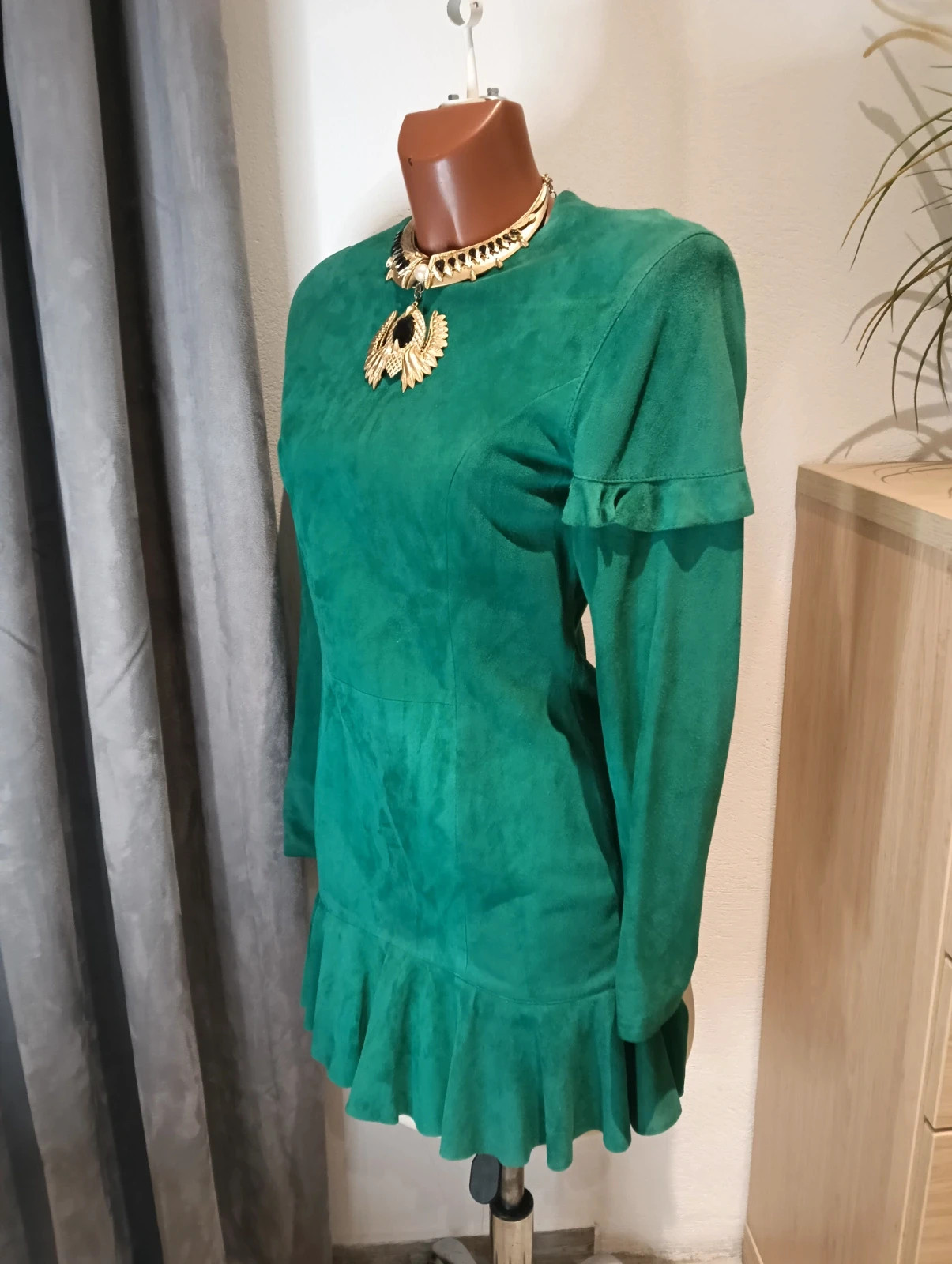 Vintage 80s emerald Green faux suede ruffle mini dress long sleeve s/m – Vintage Chic – taille M / 38 / 10 2