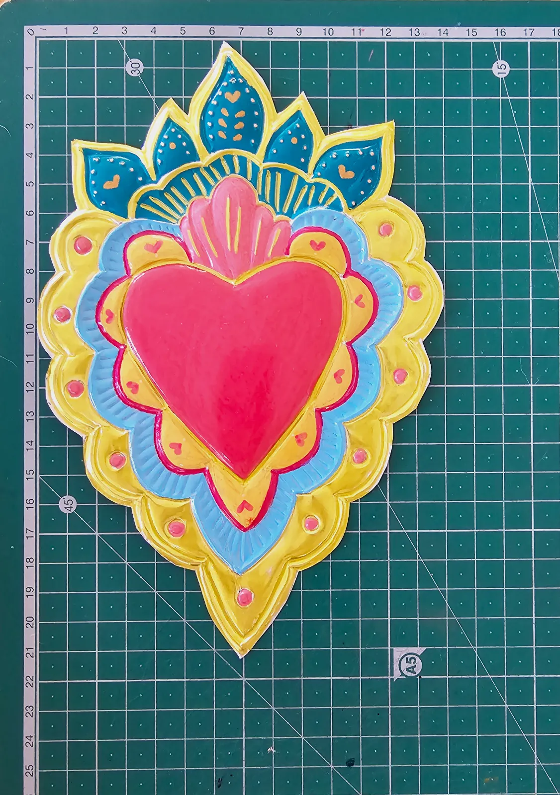 Ex Voto Sagrado Corazon – La corona de Elvis 8
