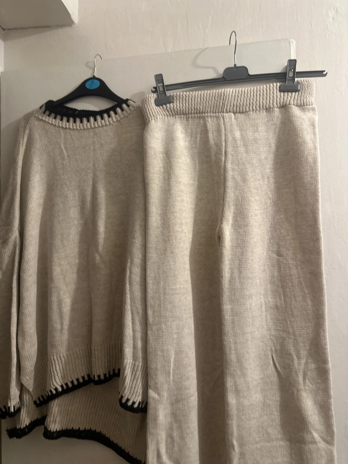Ensemble en laine – les vogueuses – taille S / 36 / 8 4