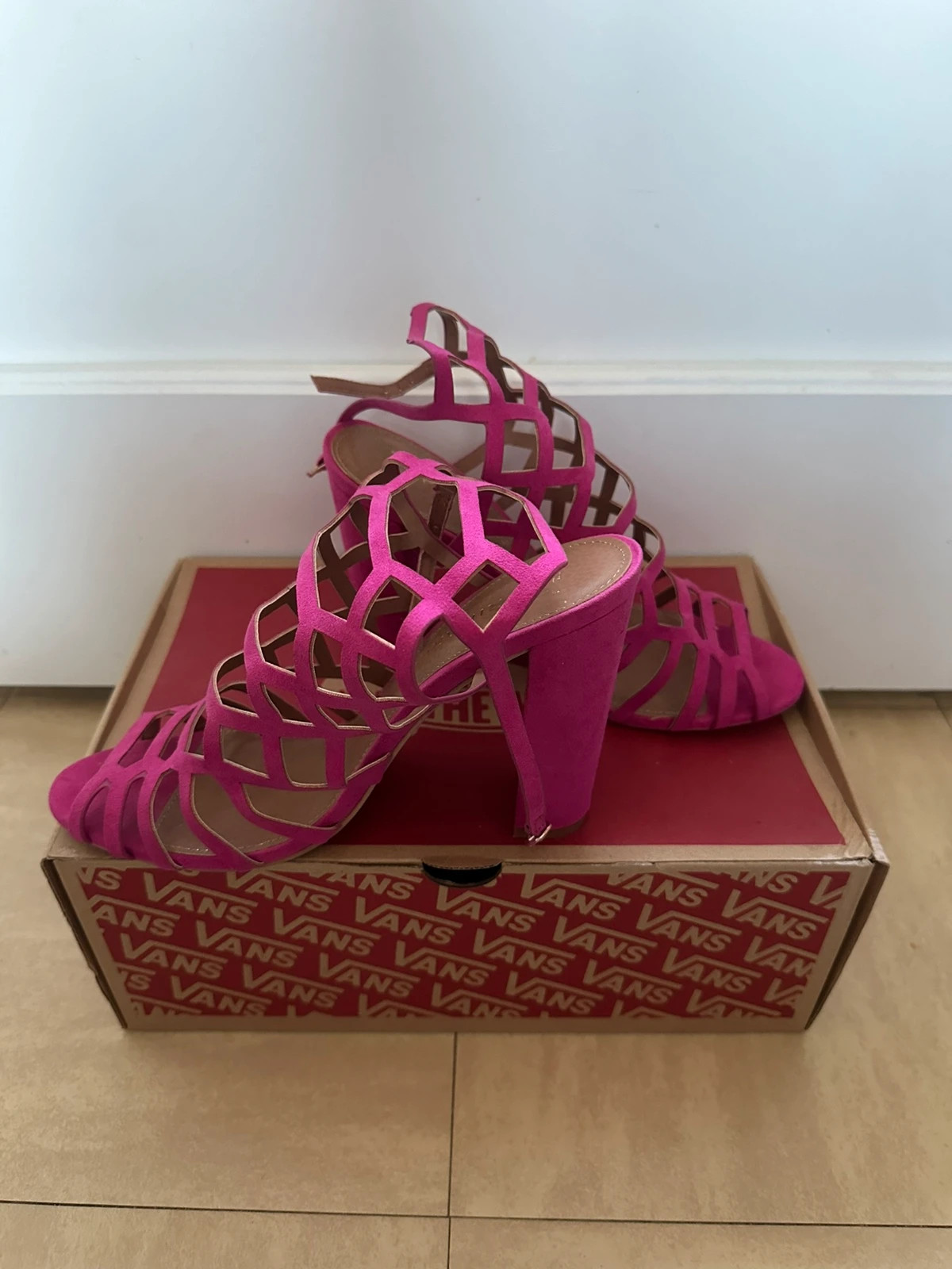 Talons