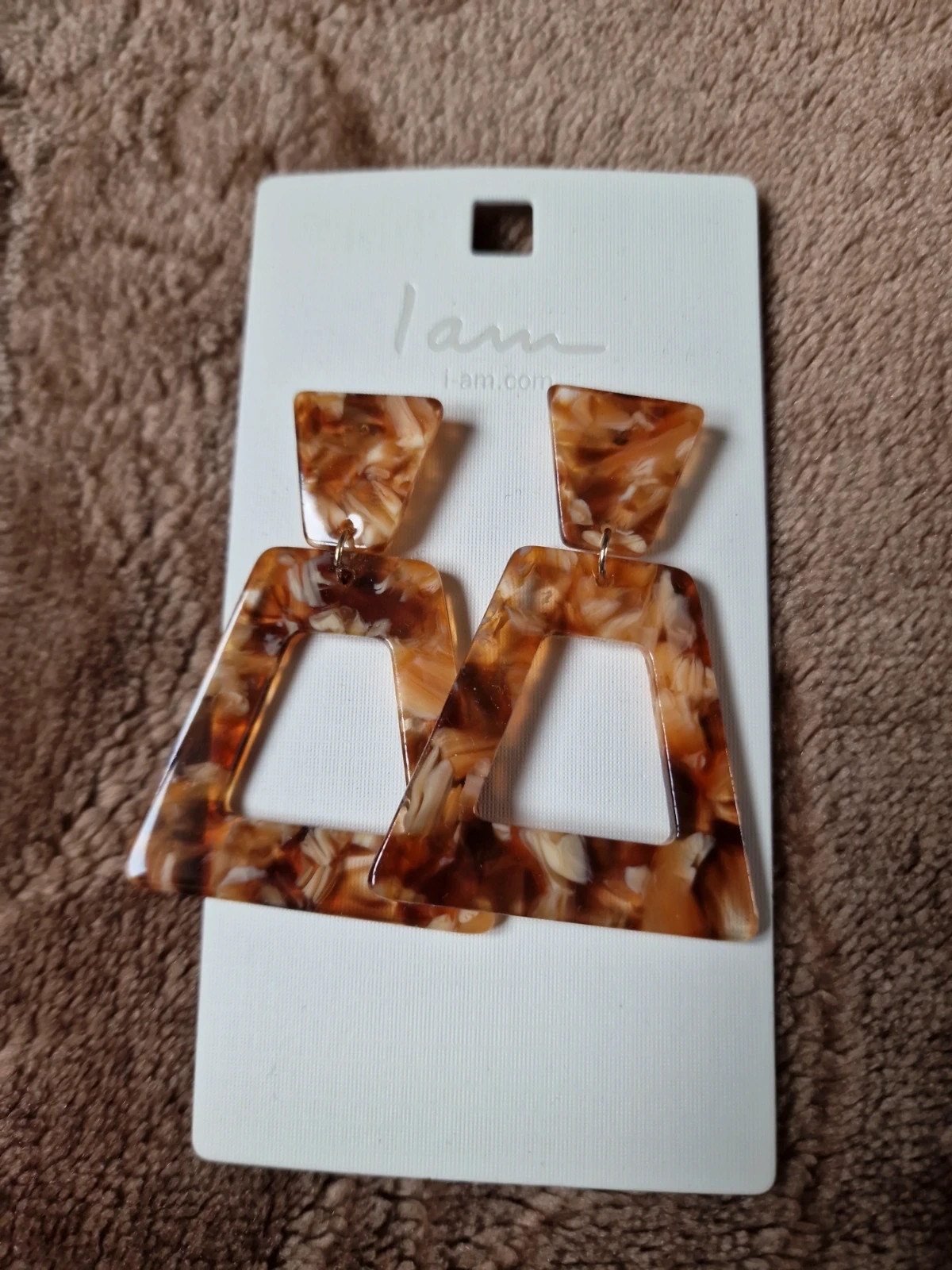 Boucles d oreilles – I am 3