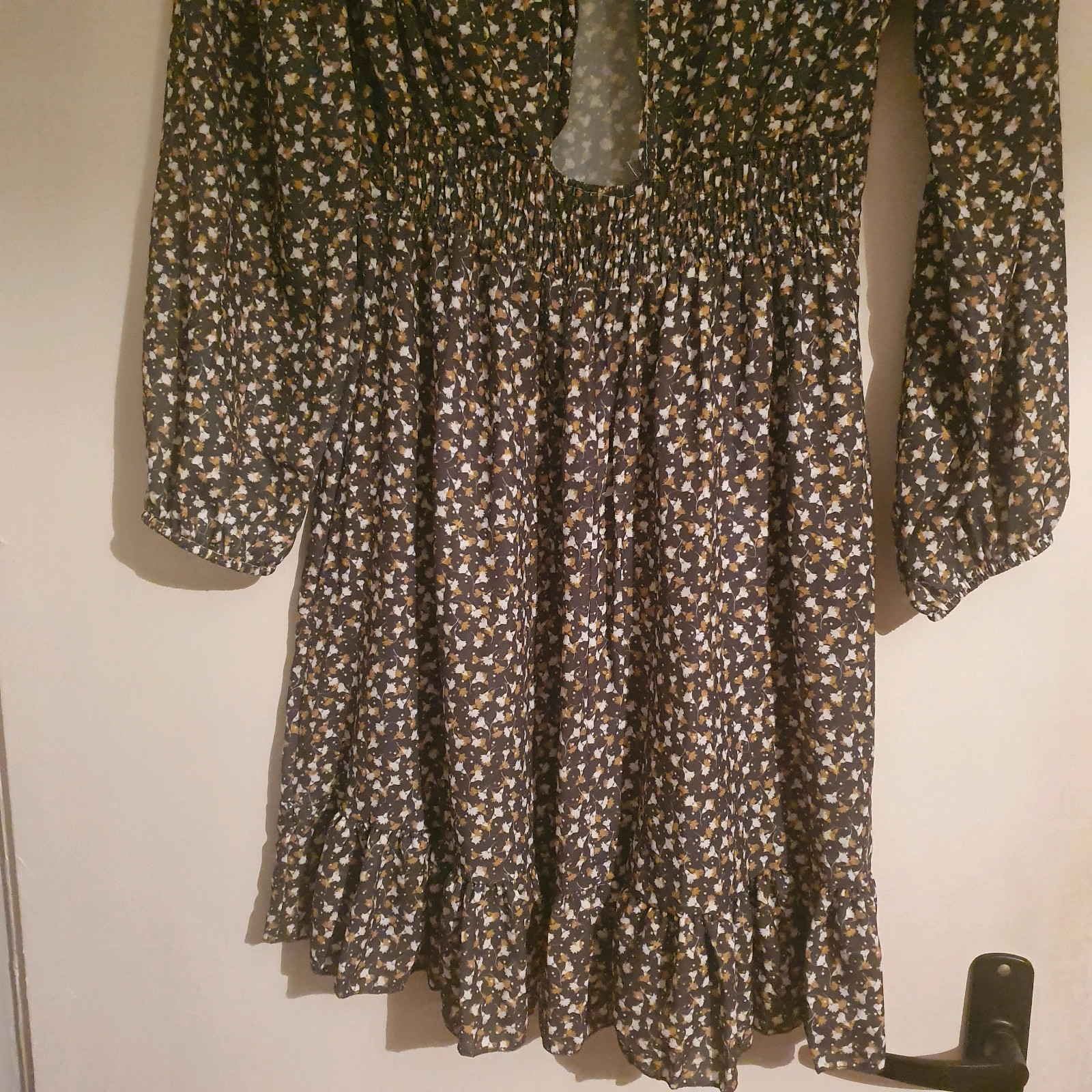 Robe fleurie – Fashion moda – taille M / 38 / 10 4