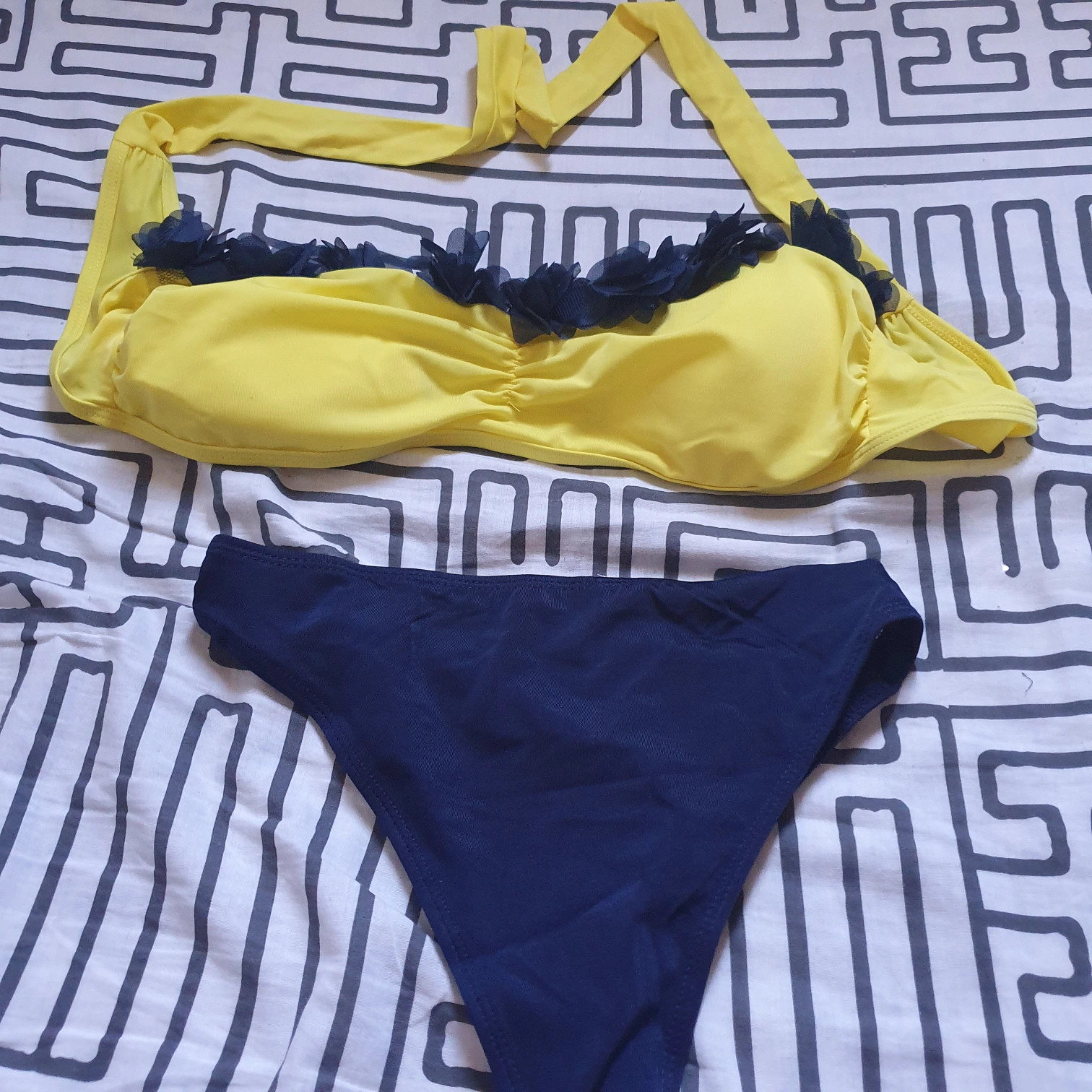 Maillot de bain – taille M / 38 / 10 2