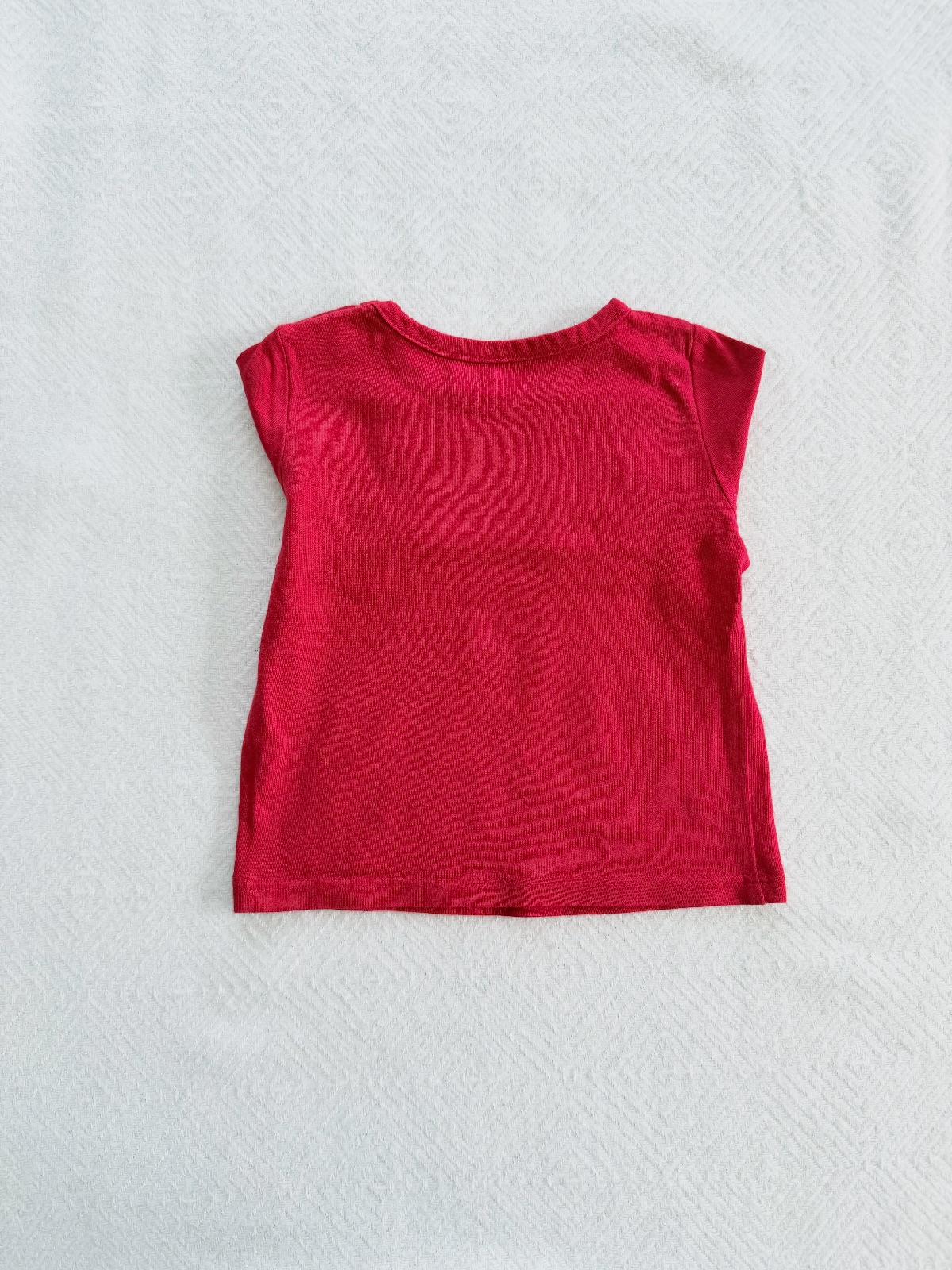T shirt rouge et blanc manches longues Kiabi 6 mois  – Kiabi – taille 6 mois 2