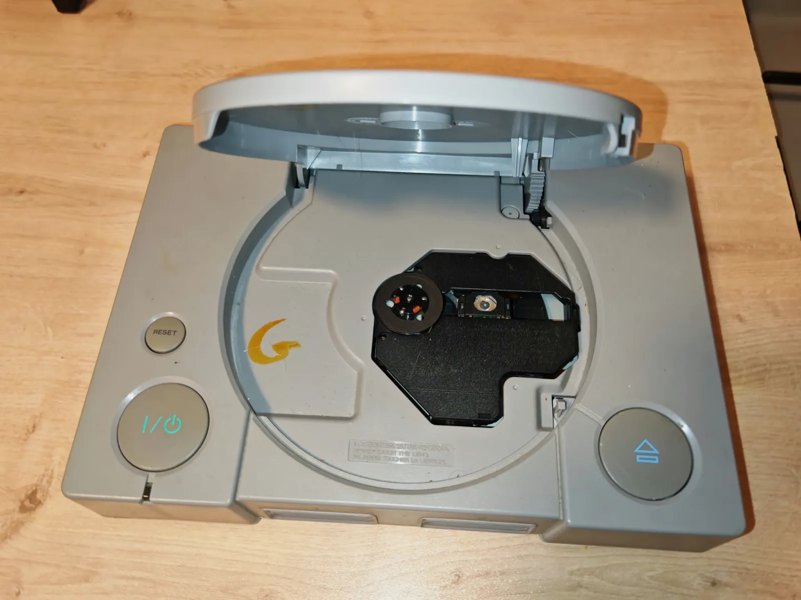 PlayStation 1 – Nintendo 6