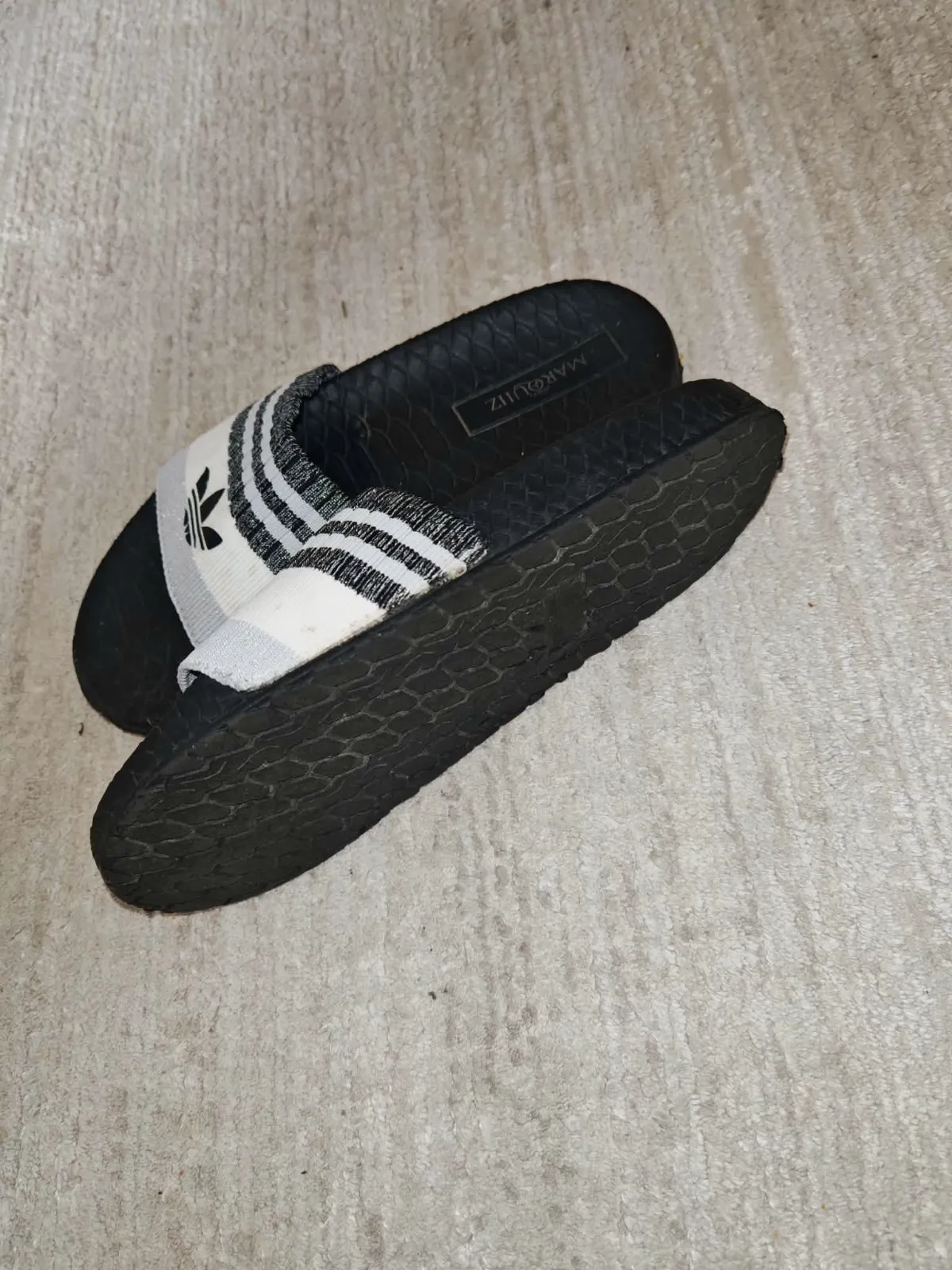 Claquettes adidas  – Adidas – taille EU 37 6