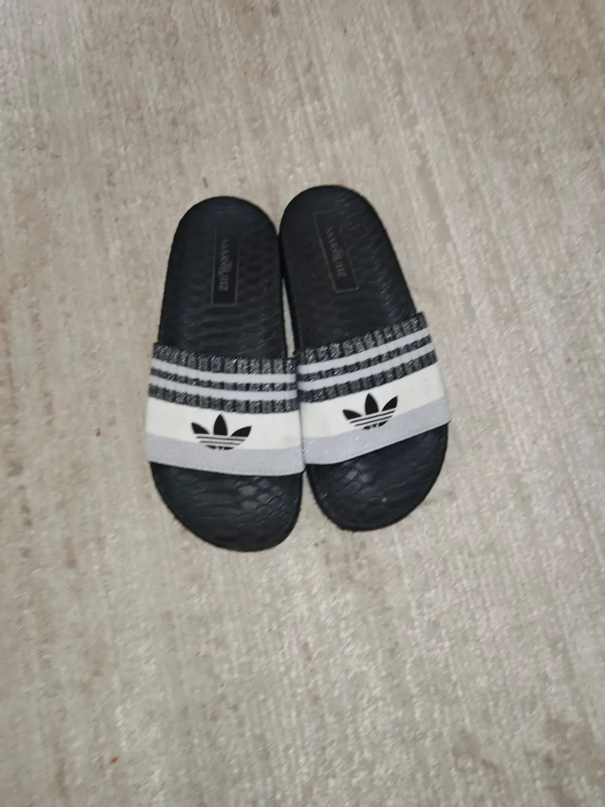 Claquettes adidas  – Adidas – taille EU 37 3