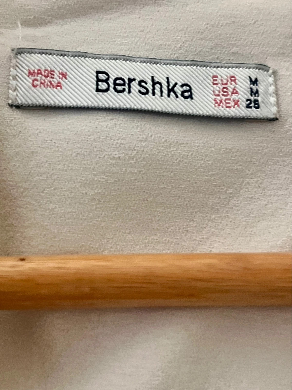 Veste sans manche Bershka effet décousue – Bershka – taille M / 38 / 10 5