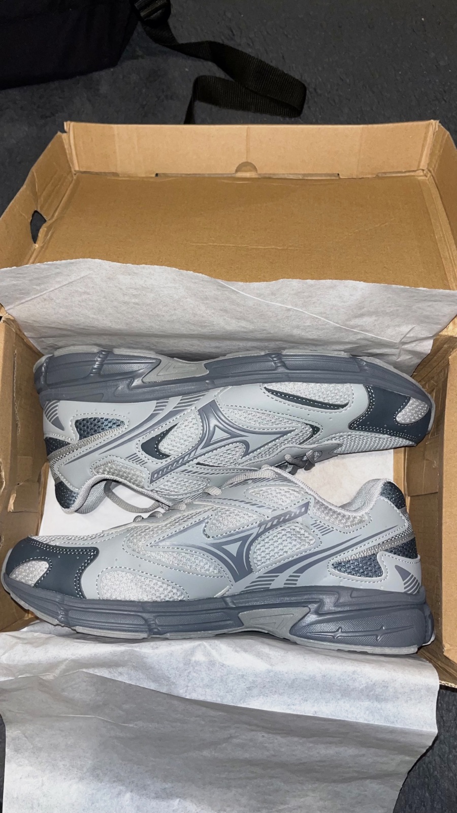 paire de mizuno – mizuno – taille EU 44 5