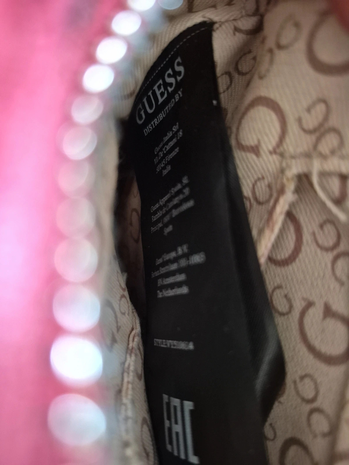 Sac bandoulière GUESS rouge matelassé – GUESS 2