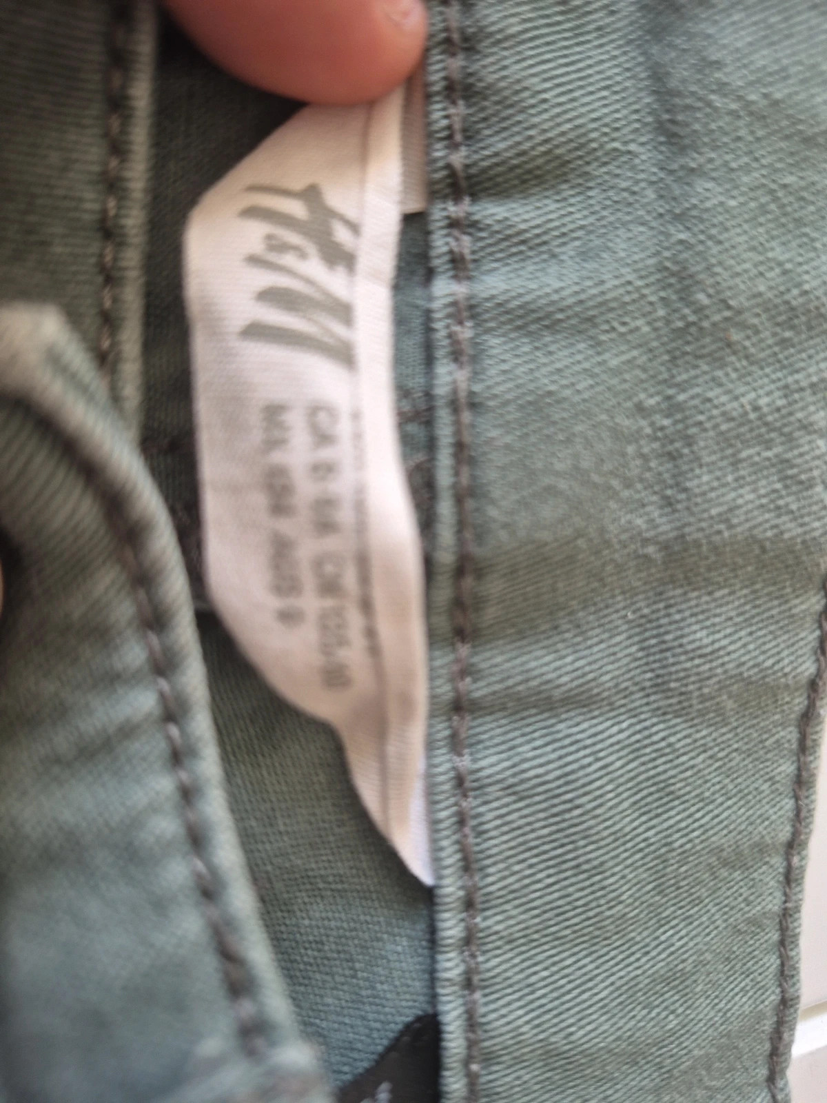Short fille – H&M – taille 9 ans / 134 cm 2
