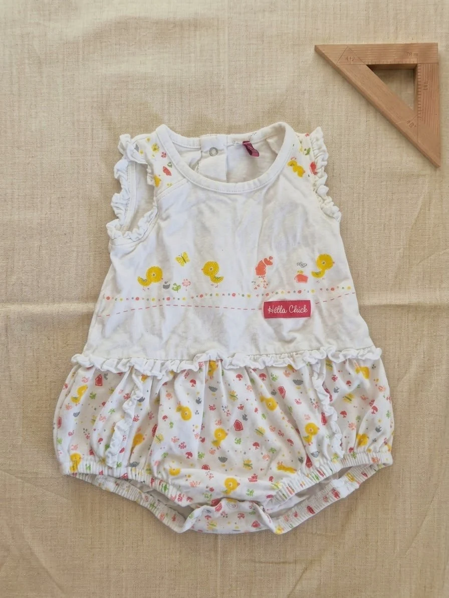 Barboteuse bébé à motifs poussins Billieblush