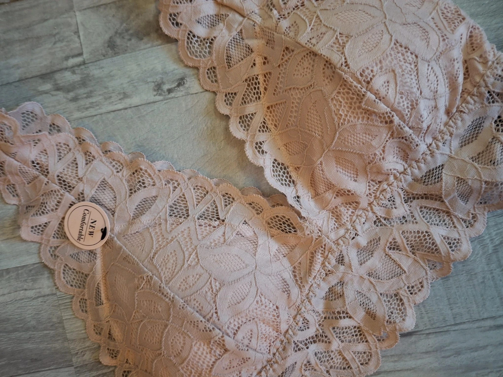 Crop top bralette Nude en dentelle florale – Heat – taille 95C 2