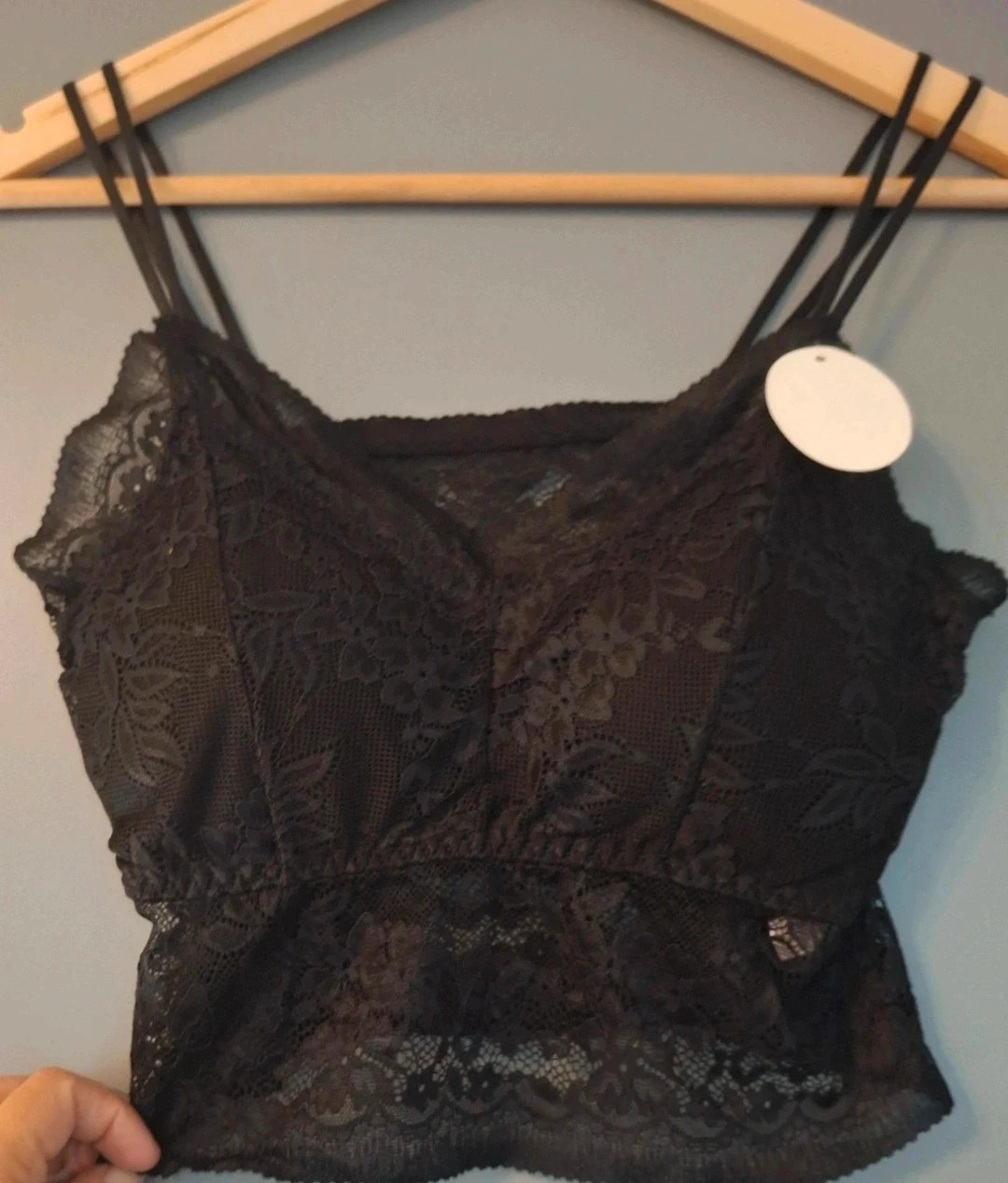 Top bralette en dentelle noires bretelles fines élastique