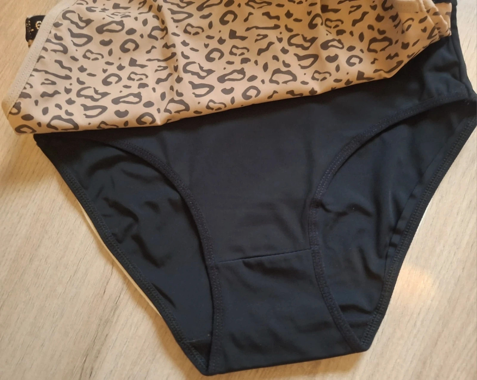 Set lingeries invisible tendance en lycra – leticia – taille L / 40 / 12 4