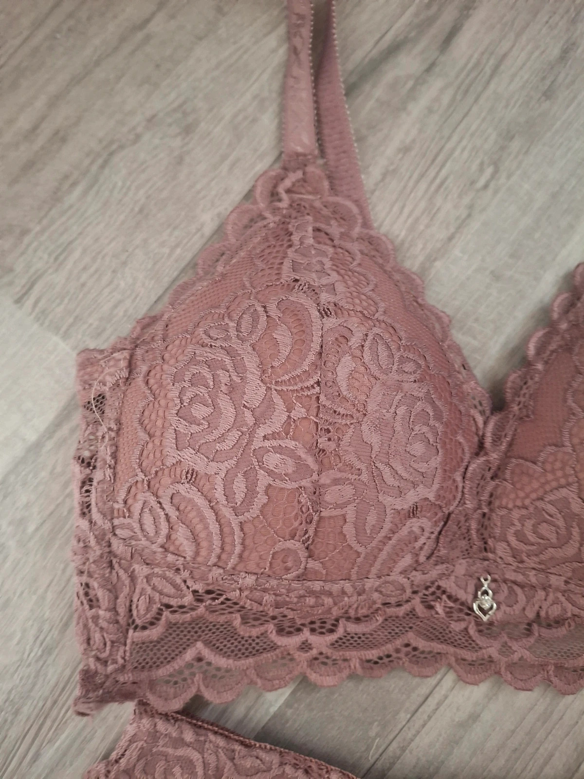 Ensemble dentelle douce et confortable – Ancona – taille L / 40 / 12 5