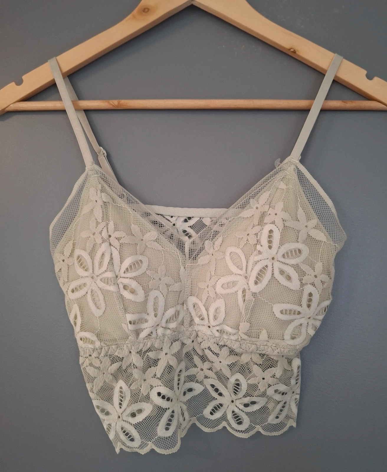 Bralette dentelle fine a fleurs