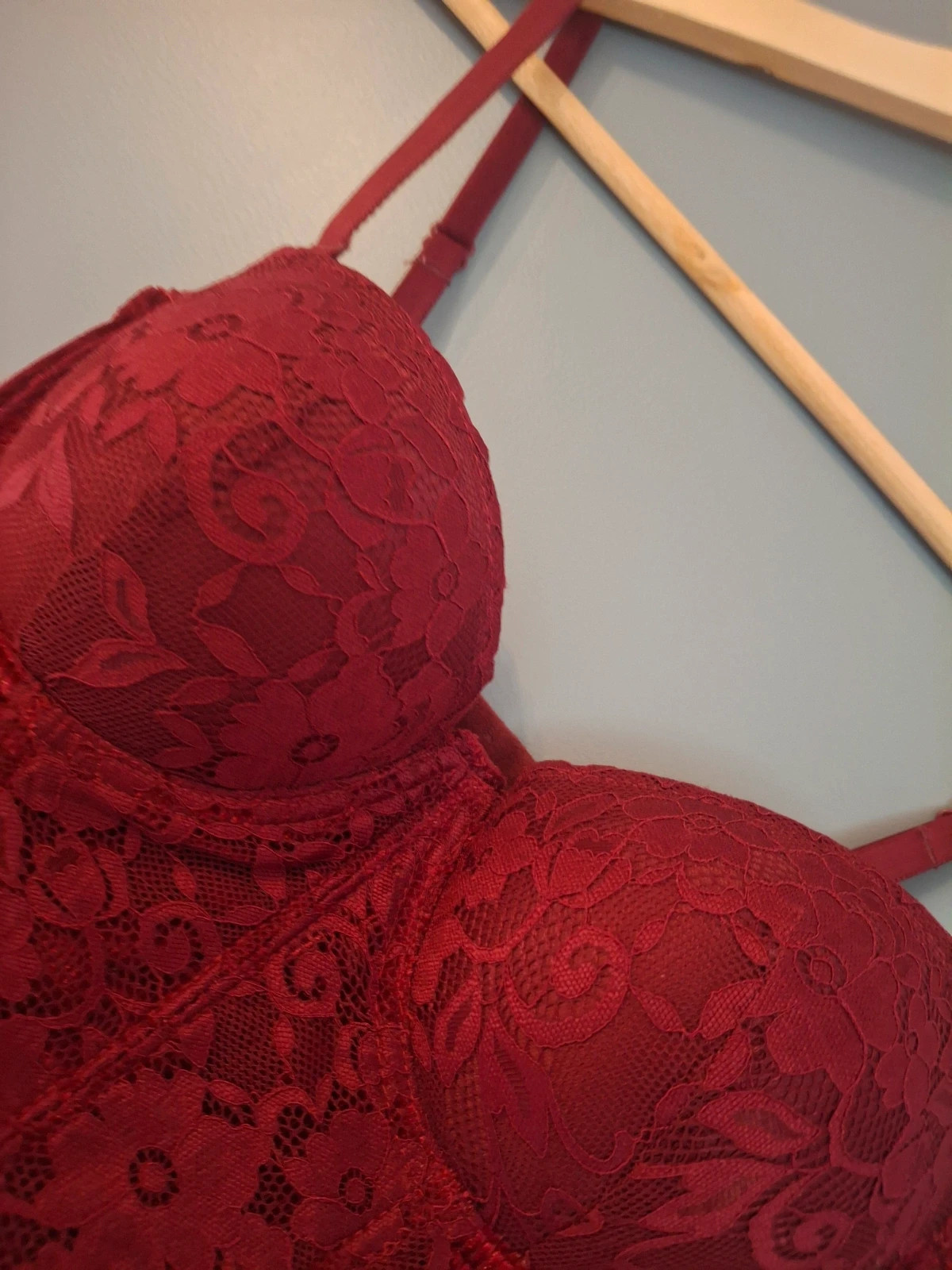 Bustier rouge bordeaux avec iu sans bretelles – Ancona – taille L / 40 / 12 3