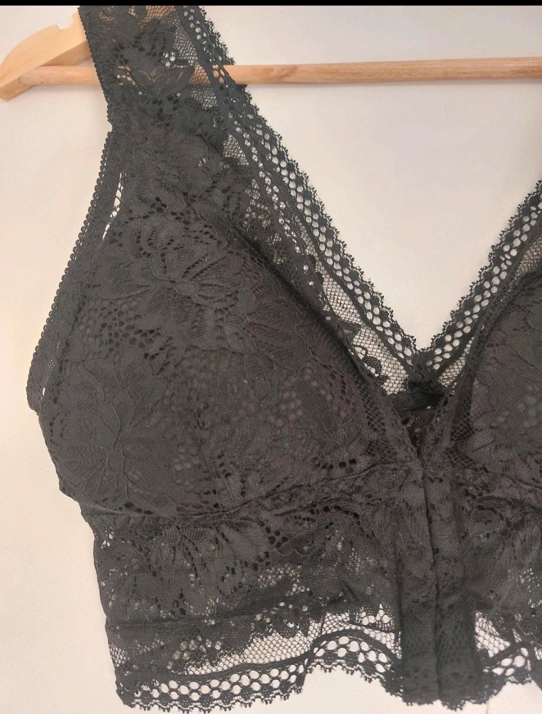 Bralette crop top dentelle avec agrafes fermeture devant – yalish 3