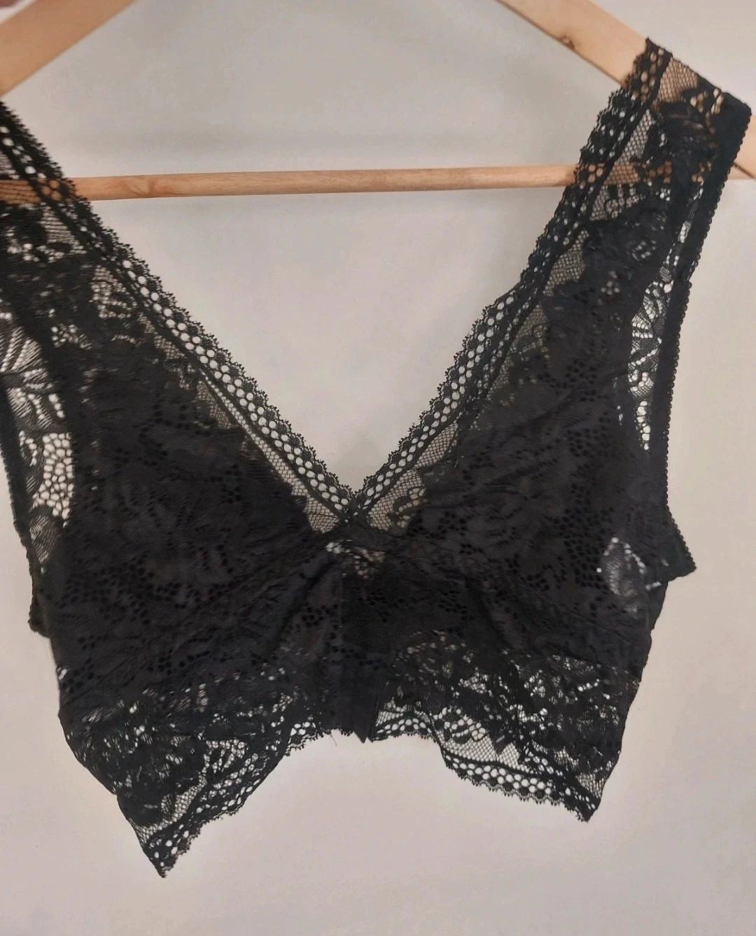 Bralette crop top dentelle avec agrafes fermeture devant – yalish 4