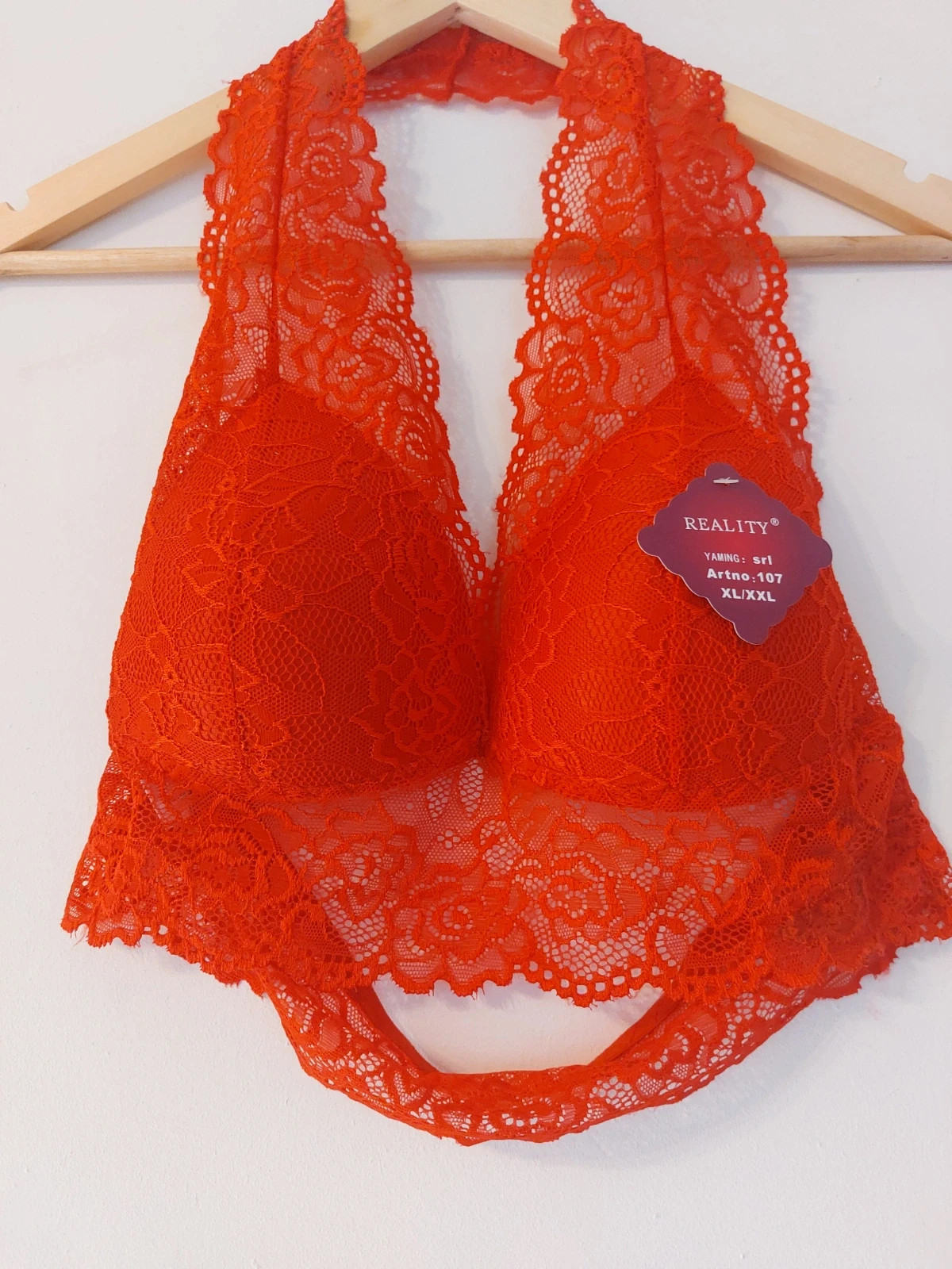 Bralette rouge dos nue
