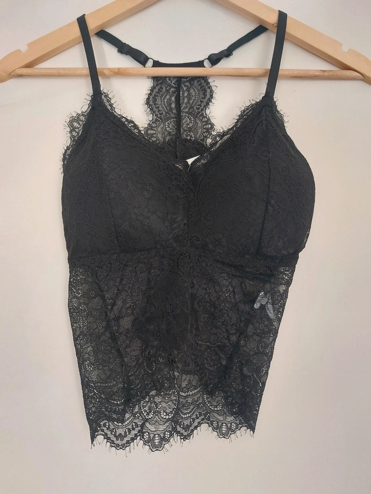 Top court style Caraco dentelle noire