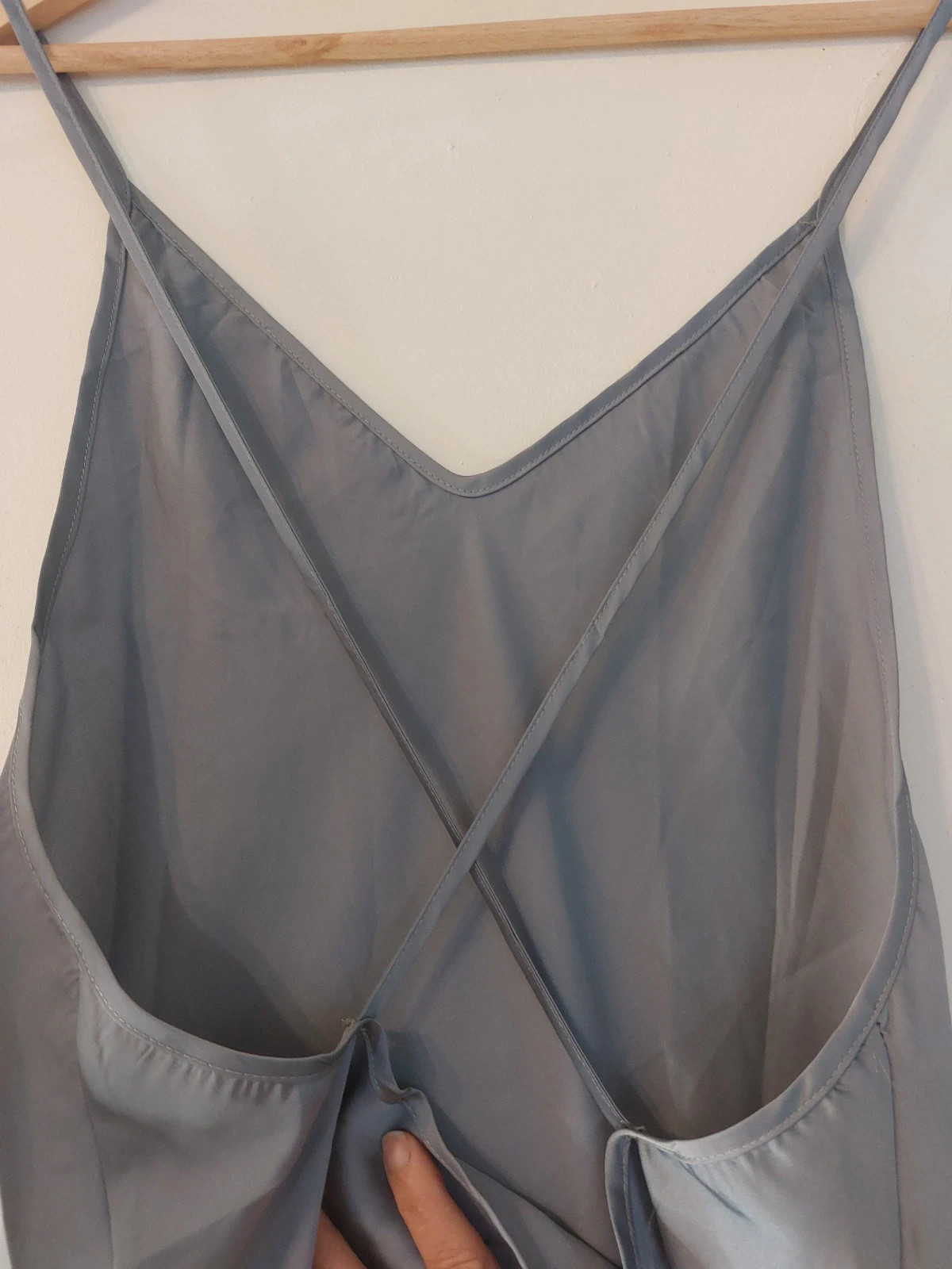 Nuisette en satin douce – Magnifique – taille L / 40 / 12 4
