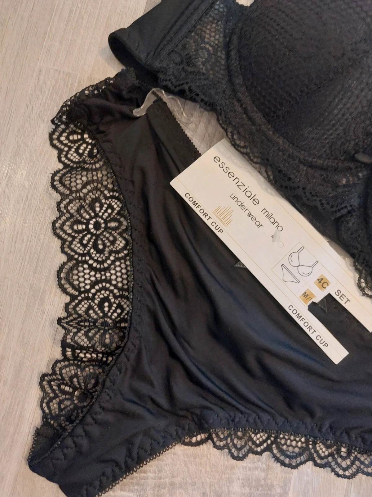 Ensemble lingeries dentelle noir – Noir – taille M / 38 / 10 2