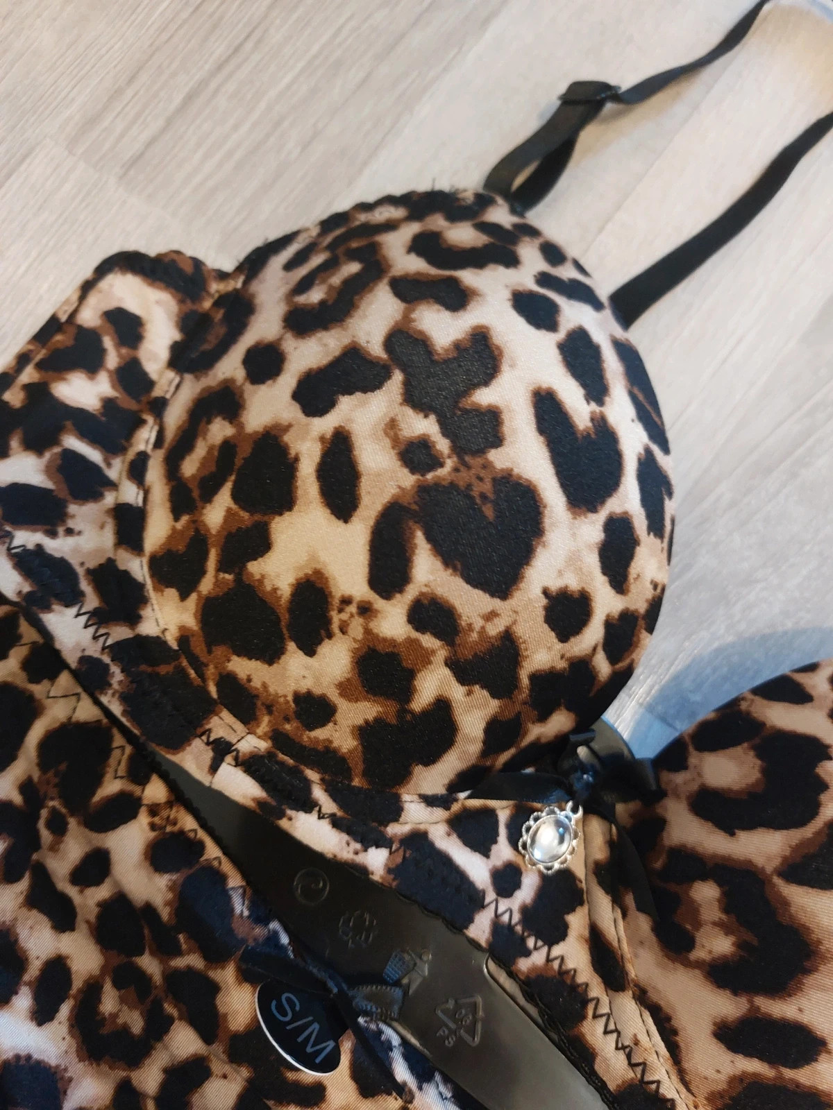 Ensemble lingeries Léopard – Ancona – taille M / 38 / 10 3
