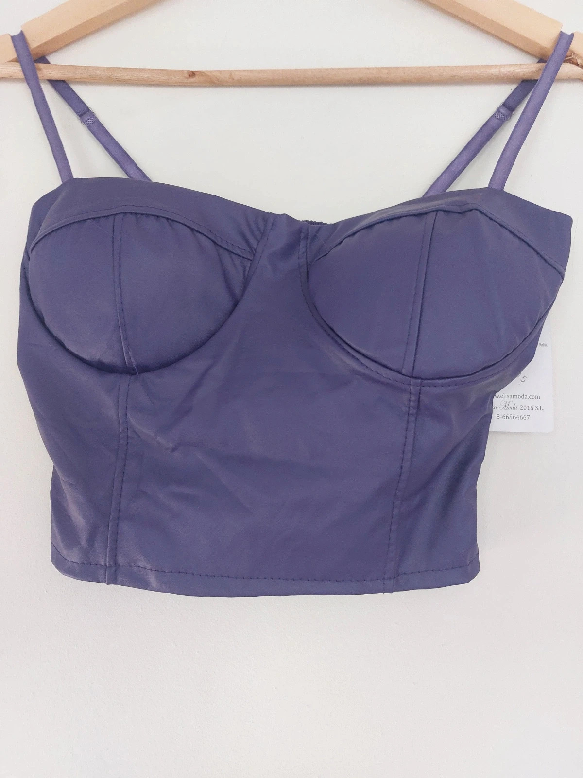 Crop top imitation cuir – CHIC – taille Taille unique