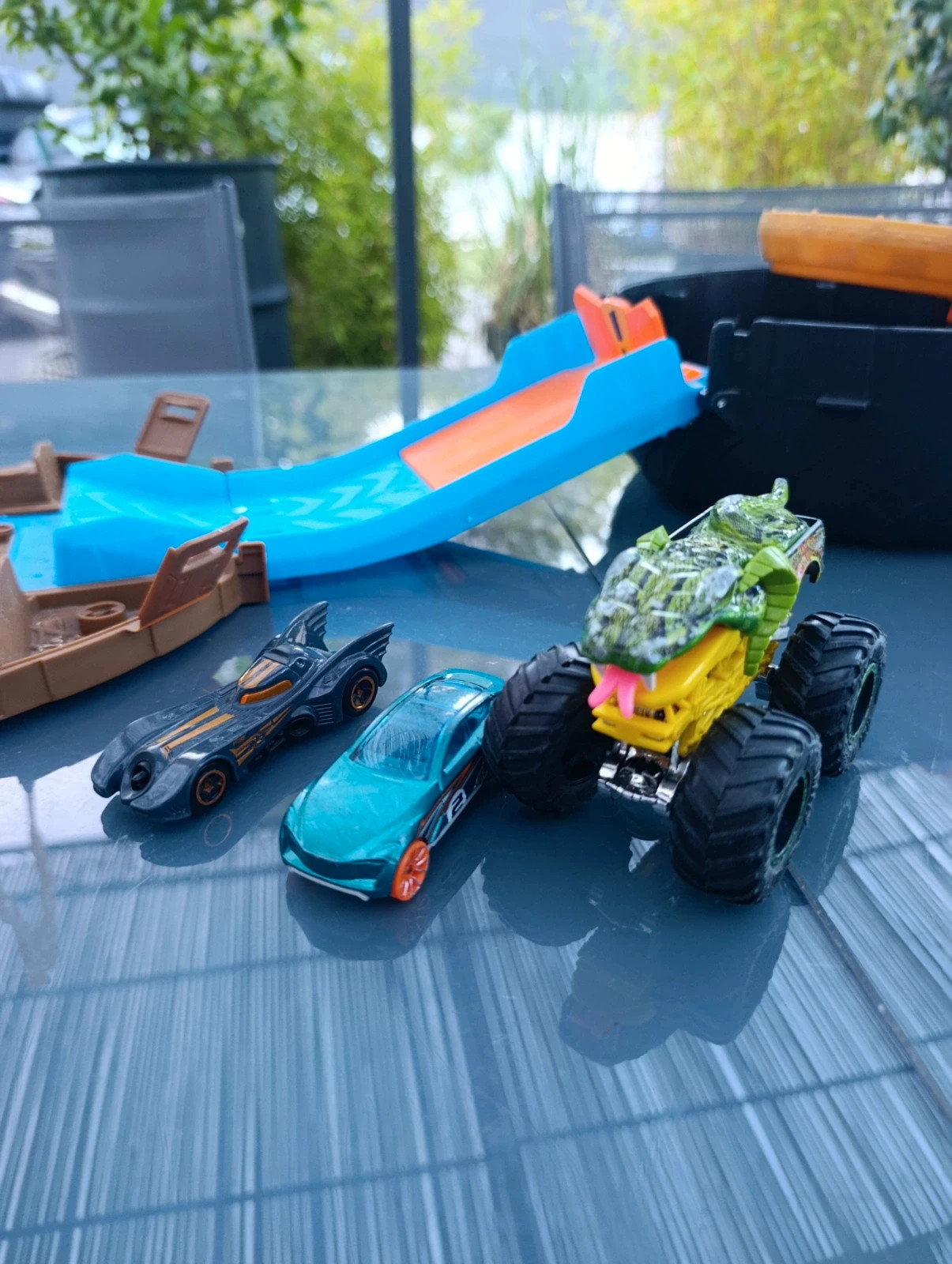 Hot Wheels MonsterTrucks /Circuit /accessoires avec 3 véhicules – Hot Wheels – taille Taille unique 5