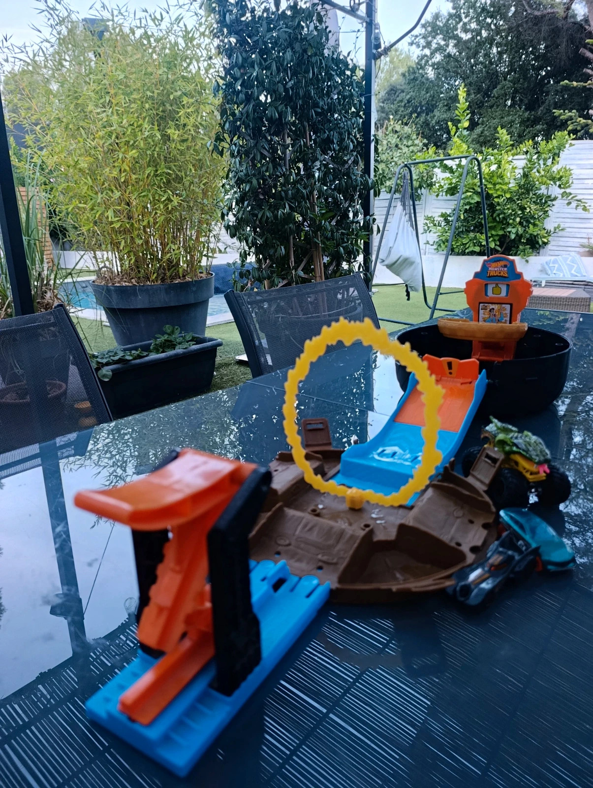 Hot Wheels MonsterTrucks /Circuit /accessoires avec 3 véhicules – Hot Wheels – taille Taille unique 2