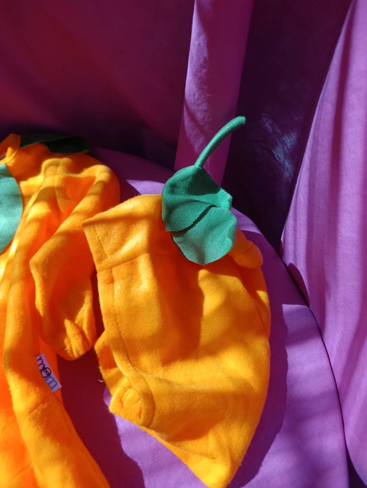 🎃 Déguisement citrouille bébé – combinaison Halloween avec feuilles vertes – taille 18-24 mois / 86 cm 3