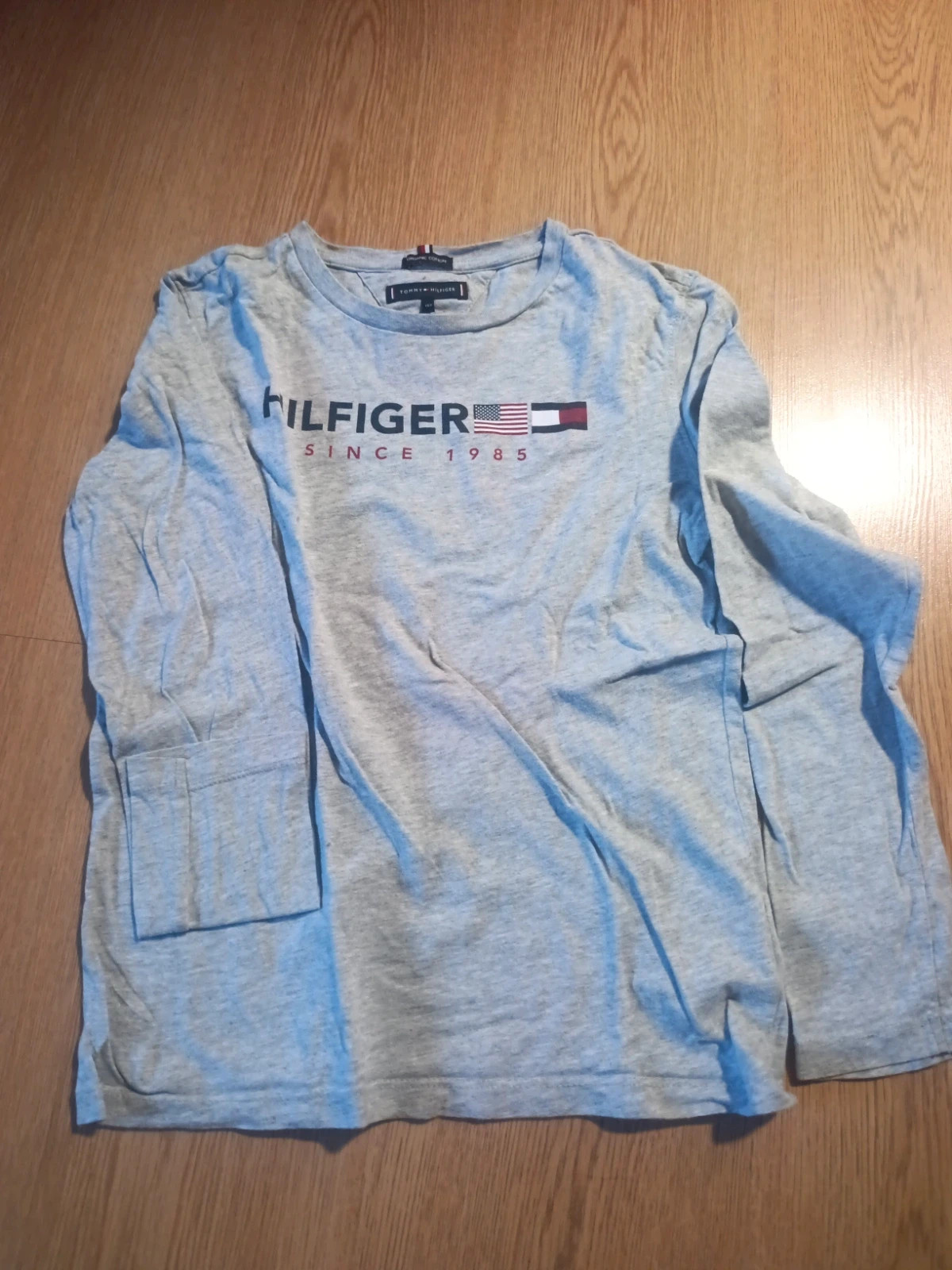 Lot vêtements de marque 12ans garçon Tshirt manche longue – Tommy Hilfiger – taille 12 ans / 152 cm 2