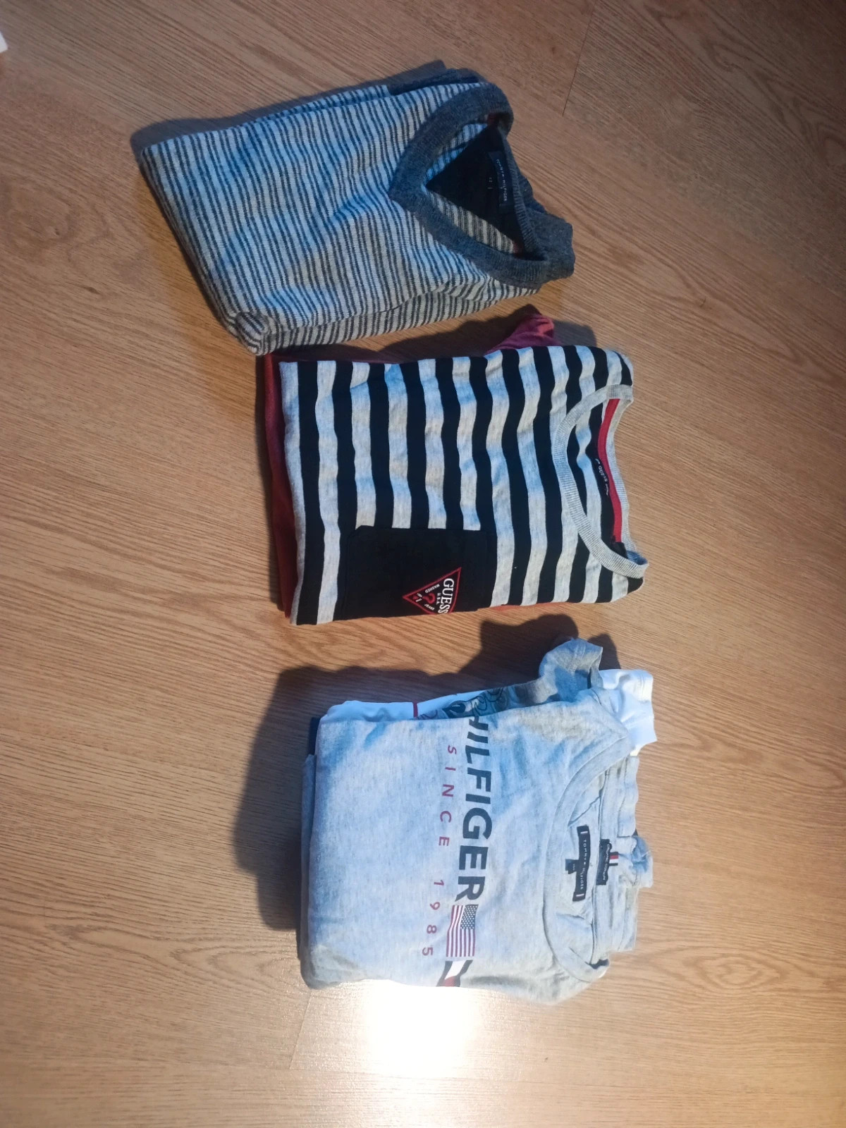 Lot vêtements de marque 12ans garçon Tshirt manche longue