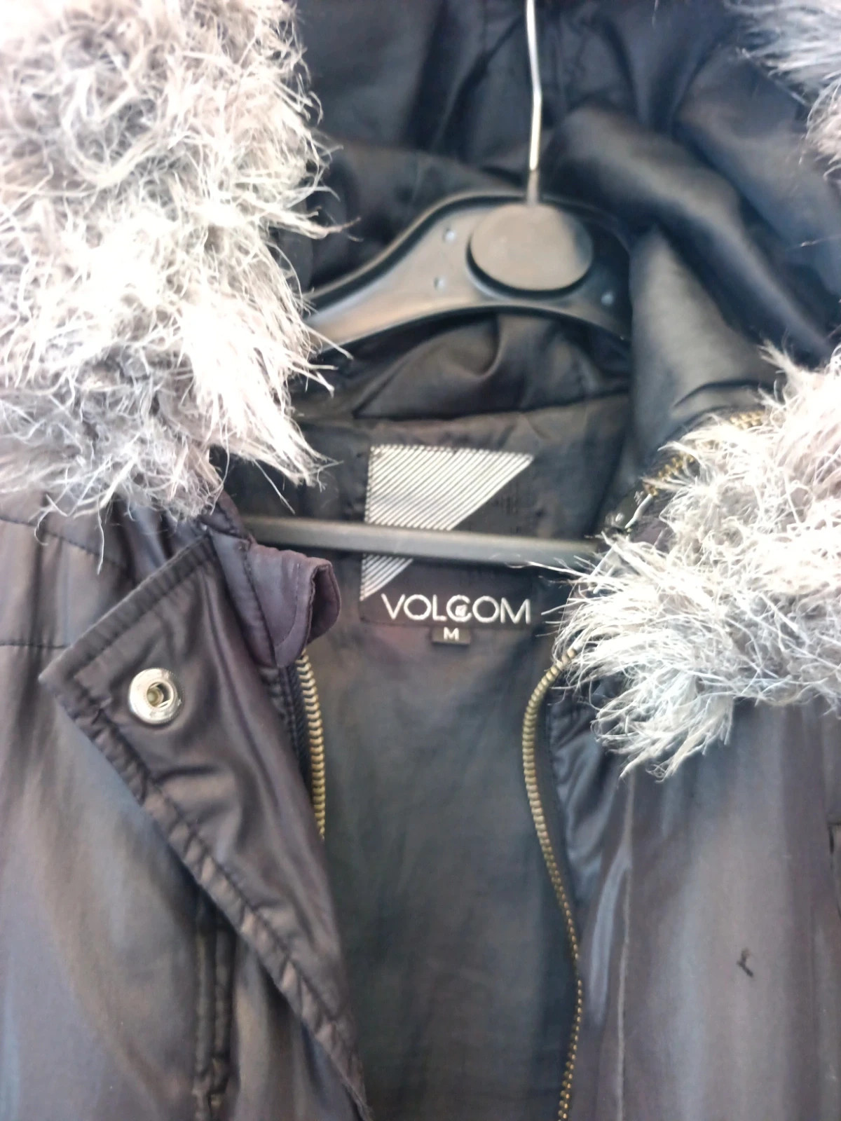 Doudoune capuche fourrure volcom – Volcom – taille M / 38 / 10 2