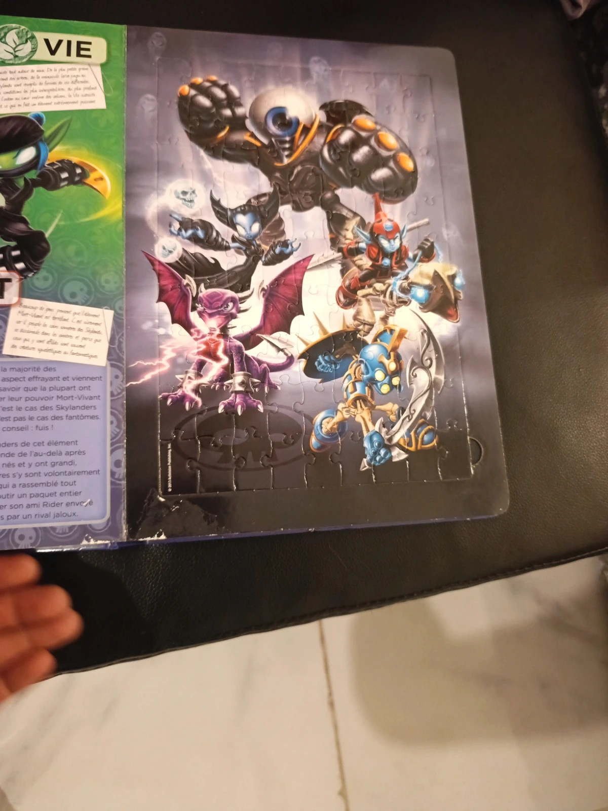 Livre puzzle Skylanders 3