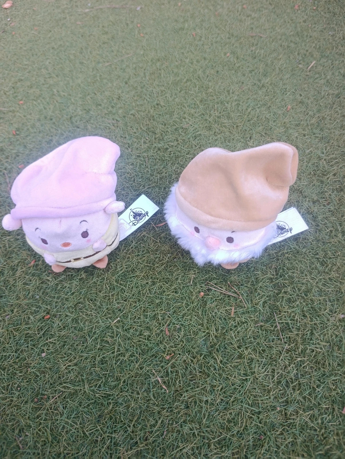 Lot de 2 nains blanche neige peluche – Peluche – taille Taille unique 2