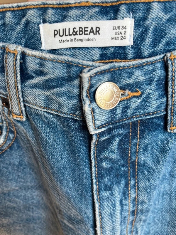 Vaqueros Pull&Bear mom fit distressed talla 34 – Pull & Bear – taille XS / 34 / 6 3