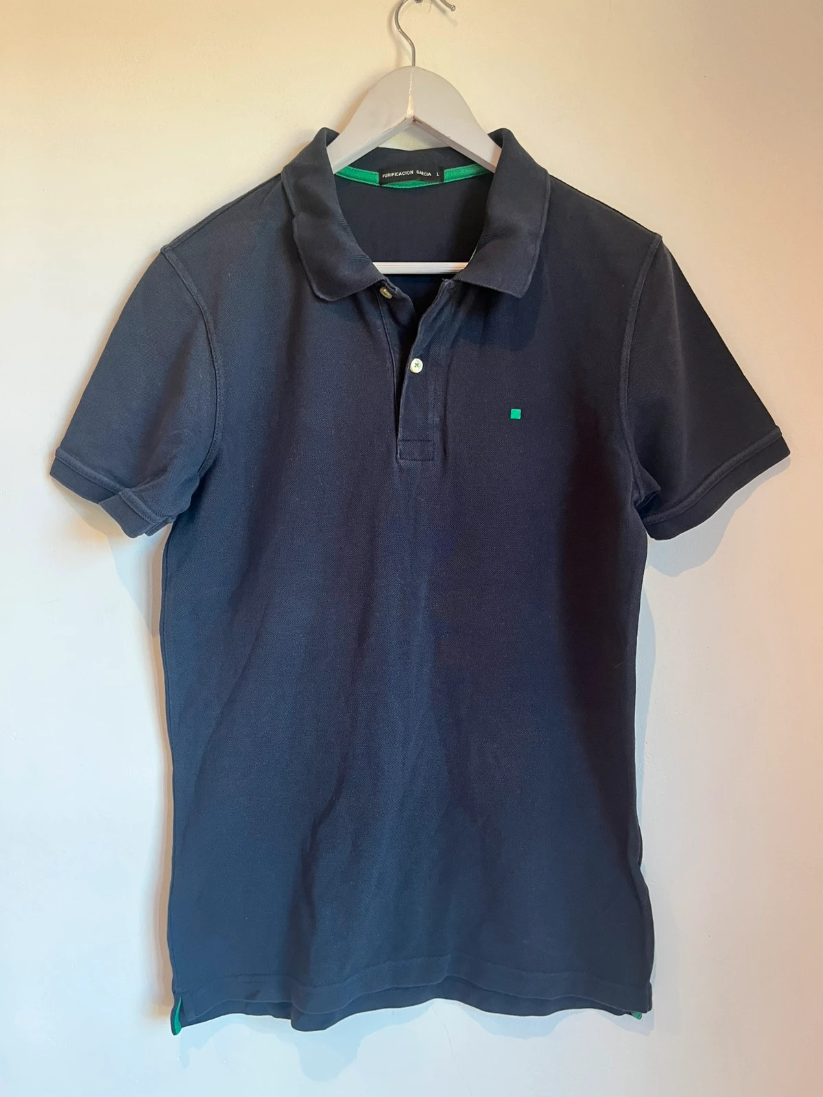 Polo de hombre Purificación García azul marino talla L