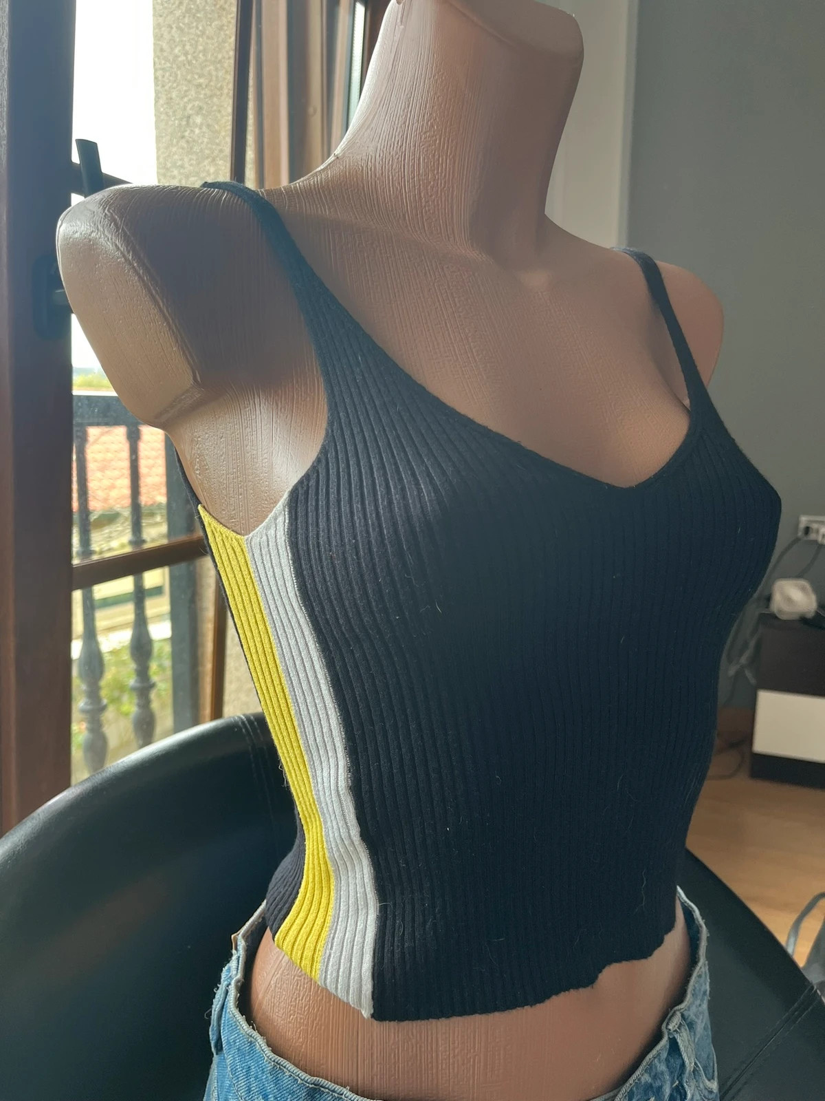 Top de punto Stradivarius negro talla M – Stradivarius – taille M / 38 / 10 2